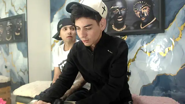 Snapshot of TheShamefulBoys chatting on July 11, 2026, 5:54 am TheShamefulBoys online show from July 11, 2026, 5:54 am