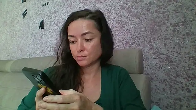 Snapshot of Mia_Salamanka chatting on June 20, 2026, 6:16 am Mia Salamanka online show from June 20, 2026, 6:16 am