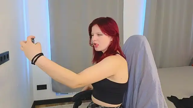 Snapshot of Fox__Cute chatting on August 6, 2026, 1:07 am Fox Cute online show from August 6, 2026, 1:07 am
