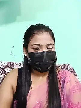 Snapshot of Sweathatamil chatting on July 8, 2026, 6:34 pm Sweathatamil online show from July 8, 2026, 6:34 pm