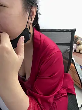 Snapshot of Selena_98 chatting on June 12, 2026, 1:43 pm Selena 98 online show from June 12, 2026, 1:43 pm