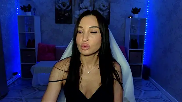 Snapshot of NikoleMills chatting on July 3, 2026, 5:14 am NikoleMills online show from July 3, 2026, 5:14 am