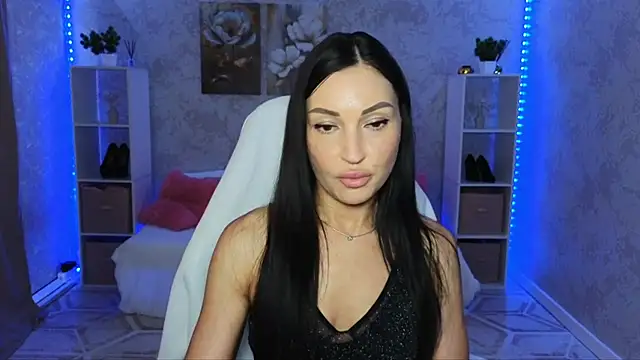 Snapshot of NikoleMills chatting on July 28, 2026, 11:17 am NikoleMills online show from July 28, 2026, 11:17 am