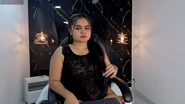 TifanyRoseX online show from June 11, 2026, 6:39 pm