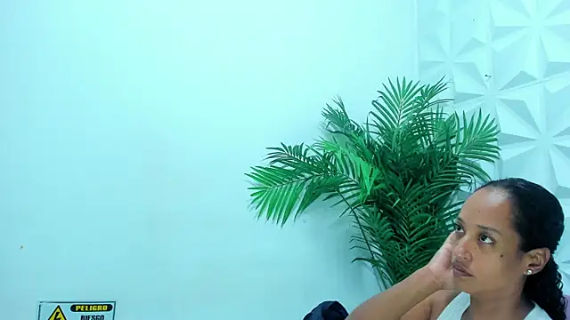 Snapshot of Daniela_Spencerr chatting on July 24, 2026, 10:57 am Daniela Spencerr online show from July 24, 2026, 10:57 am