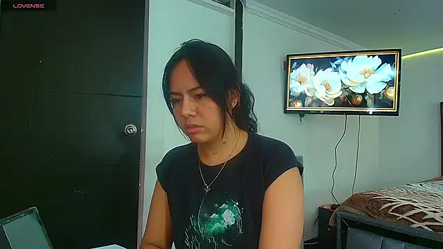 Snapshot of TaniaMendoza chatting on June 10, 2026, 11:31 am TaniaMendoza online show from June 10, 2026, 11:31 am