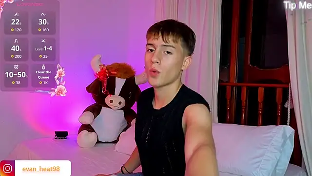 Evaan Hot online show from June 13, 2026, 1:03 am