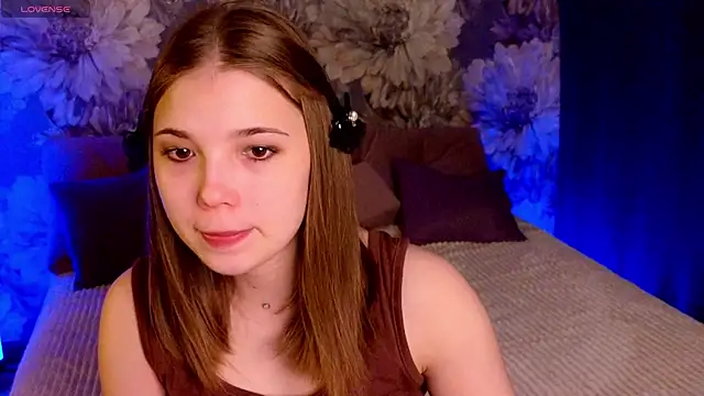jenny7474 online show from June 18, 2026, 3:29 am