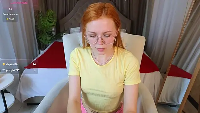 Snapshot of memymee_ chatting on July 9, 2026, 1:31 am memymee online show from July 9, 2026, 1:31 am