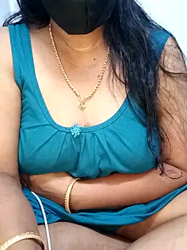 Snapshot of tamil_sarah chatting on June 12, 2026, 3:55 pm tamil sarah online show from June 12, 2026, 3:55 pm
