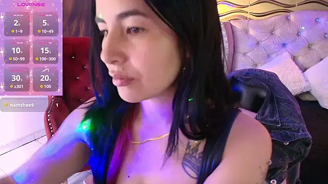 Snapshot of _Ninaharpper chatting on June 16, 2026, 12:52 pm Ninaharpper online show from June 16, 2026, 12:52 pm