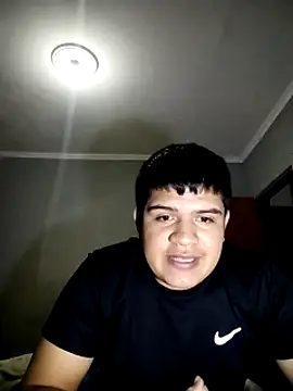 Snapshot of Camilo07211 chatting on June 12, 2026, 11:03 pm Camilo07211 online show from June 12, 2026, 11:03 pm