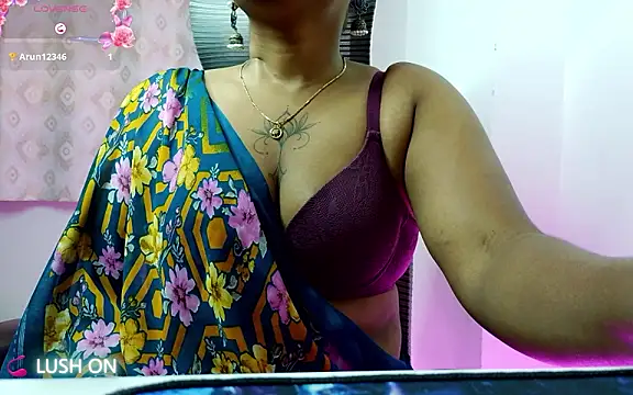 Snapshot of I_am_amisha chatting on June 14, 2026, 5:20 am I am amisha online show from June 14, 2026, 5:20 am