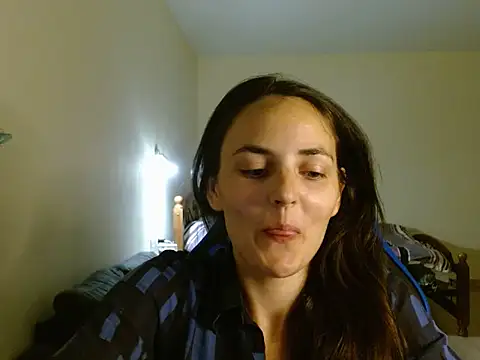 Snapshot of OliviaTheS chatting on June 14, 2026, 8:00 pm OliviaTheS online show from June 14, 2026, 8:00 pm