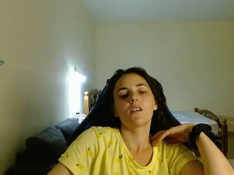 Snapshot of OliviaTheS chatting on June 16, 2026, 8:00 pm OliviaTheS online show from June 16, 2026, 8:00 pm