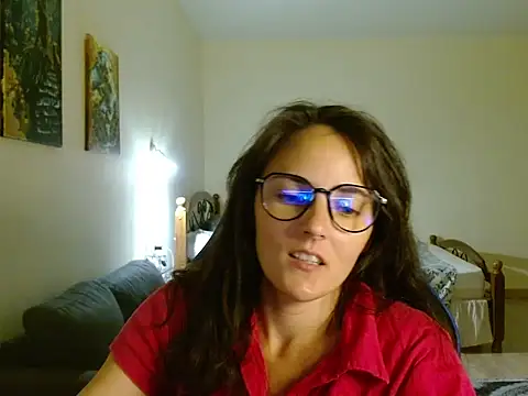 Snapshot of OliviaTheS chatting on July 25, 2026, 8:06 pm OliviaTheS online show from July 25, 2026, 8:06 pm