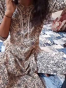 Snapshot of simran_kaur01 chatting on June 12, 2026, 5:17 am simran kaur01 online show from June 12, 2026, 5:17 am