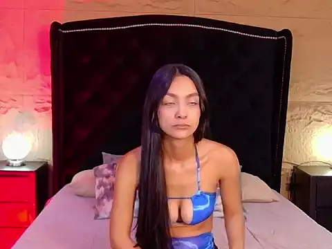 Snapshot of Ella_Walsh chatting on July 3, 2026, 12:11 pm Ella Walsh online show from July 3, 2026, 12:11 pm