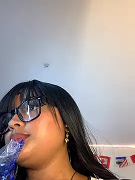 Snapshot of maryale01 chatting on July 4, 2026, 12:17 am maryale01 online show from July 4, 2026, 12:17 am