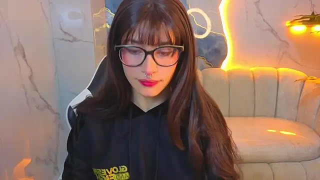 Snapshot of Lily_Tx chatting on June 18, 2026, 12:42 pm Lily Tx online show from June 18, 2026, 12:42 pm