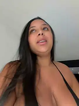 Victoria Owens online show from July 8, 2026, 12:20 pm