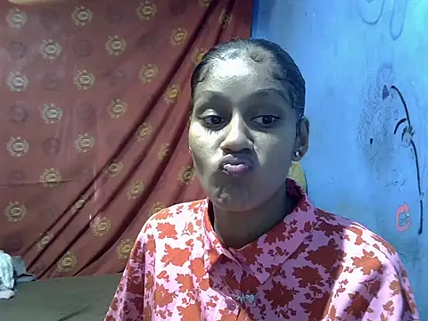 Snapshot of indianbeauty980 chatting on July 16, 2026, 1:28 pm indianbeauty980 online show from July 16, 2026, 1:28 pm