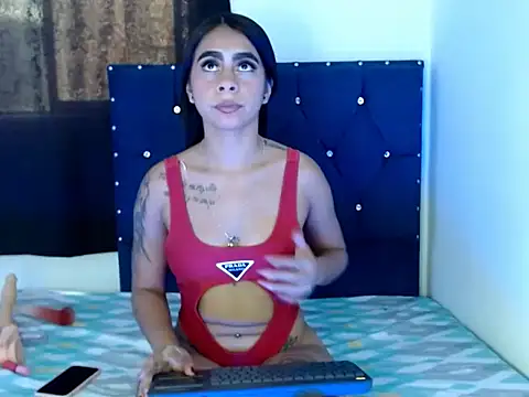 HelenDavied online show from July 30, 2026, 10:31 pm