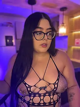 Snapshot of Lau__Garcia chatting on July 14, 2026, 4:17 am Lau Garcia online show from July 14, 2026, 4:17 am