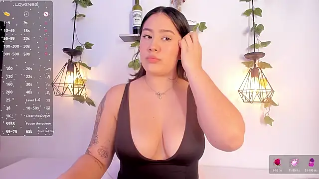 Snapshot of aisha_duque_ chatting on July 21, 2026, 7:49 pm aisha duque online show from July 21, 2026, 7:49 pm