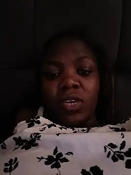 Snapshot of Black_prettty chatting on July 15, 2026, 9:36 am Black prettty online show from July 15, 2026, 9:36 am