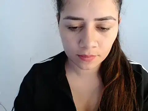 Snapshot of Luna_zoe chatting on July 9, 2026, 4:27 am Luna zoe online show from July 9, 2026, 4:27 am