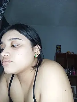 Snapshot of Salo_brattdoll chatting on June 22, 2026, 3:25 am Salo brattdoll online show from June 22, 2026, 3:25 am