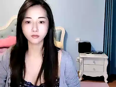Snapshot of Qianqian-666 chatting on July 17, 2026, 11:17 am Qianqian-666 online show from July 17, 2026, 11:17 am