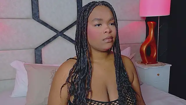 Snapshot of EbonyHenner chatting on July 14, 2026, 12:00 pm EbonyHenner online show from July 14, 2026, 12:00 pm