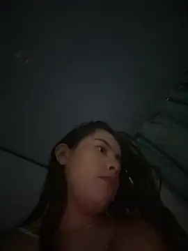 Snapshot of Saracalderon chatting on July 8, 2026, 11:53 pm Saracalderon online show from July 8, 2026, 11:53 pm