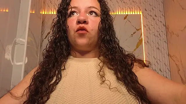 Snapshot of Cony_curly_b chatting on June 23, 2026, 3:04 am Cony curly b online show from June 23, 2026, 3:04 am