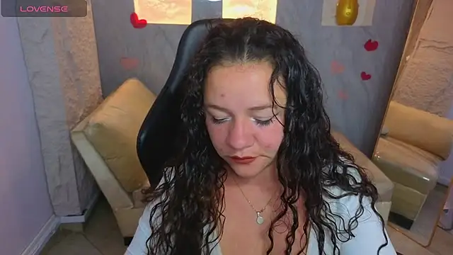 Snapshot of Cony_curly_b chatting on July 16, 2026, 3:01 am Cony curly b online show from July 16, 2026, 3:01 am