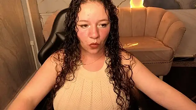 Snapshot of Cony_curly_b chatting on July 26, 2026, 3:14 am Cony curly b online show from July 26, 2026, 3:14 am