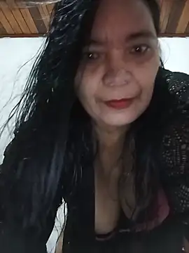 Snapshot of Ariais502026 chatting on June 24, 2026, 12:04 pm Ariais502026 online show from June 24, 2026, 12:04 pm