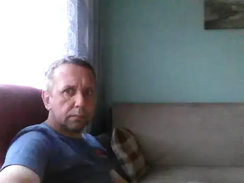 Snapshot of RafalekRozmarynowski81 chatting on July 6, 2026, 3:03 am RafalekRozmarynowski81 online show from July 6, 2026, 3:03 am