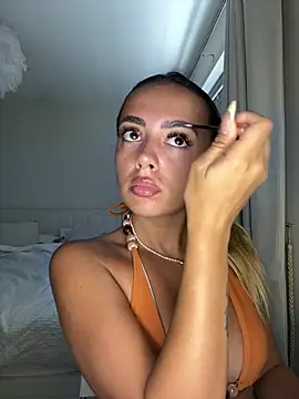 Snapshot of Harrietbronzex chatting on June 26, 2026, 11:36 am Harrietbronzex online show from June 26, 2026, 11:36 am