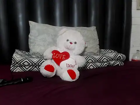 Snapshot of Leerh chatting on July 29, 2026, 2:21 am Leerh online show from July 29, 2026, 2:21 am