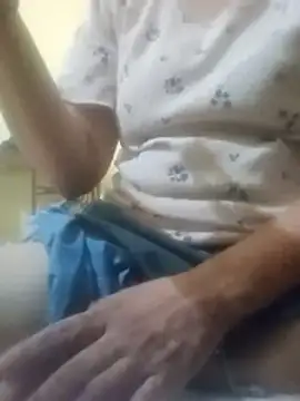 Snapshot of cutiegirlll chatting on June 22, 2026, 9:17 am cutiegirlll online show from June 22, 2026, 9:17 am