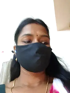 Snapshot of YALINITWO7_TAMIL chatting on July 14, 2026, 1:17 pm YALINITWO7 TAMIL online show from July 14, 2026, 1:17 pm