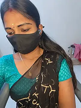 Snapshot of YALINITWO7_TAMIL chatting on July 30, 2026, 9:19 am YALINITWO7 TAMIL online show from July 30, 2026, 9:19 am
