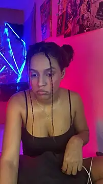 lunauzumaki online show from July 31, 2026, 3:28 am
