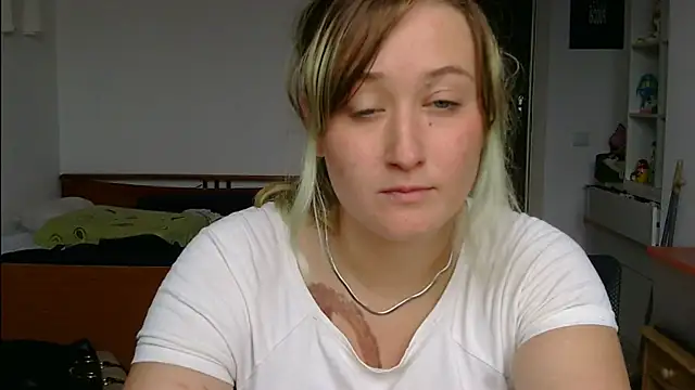 yourcherry3 online show from June 24, 2026, 11:20 am