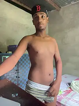 Snapshot of dereck_jay- chatting on August 5, 2026, 1:25 pm dereck jay- online show from August 5, 2026, 1:25 pm