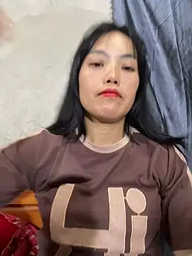 Snapshot of Sidy_02 chatting on July 1, 2026, 5:42 am Sidy 02 online show from July 1, 2026, 5:42 am