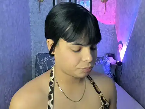 emily rosue  online show from July 23, 2026, 1:58 am